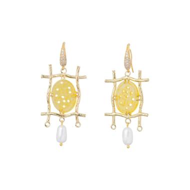 Orecchini a monachella di bronzo con strass e componente di giada burma con perle di fiume 27x60mm giallo