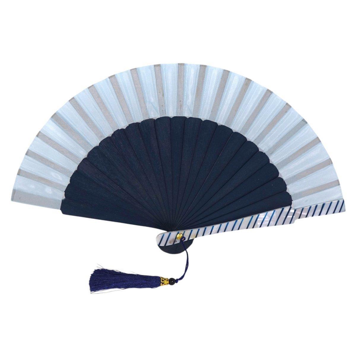 Ventaglio bicolore azzurro e blu con dettaglio laterale e nappina d.27 cm